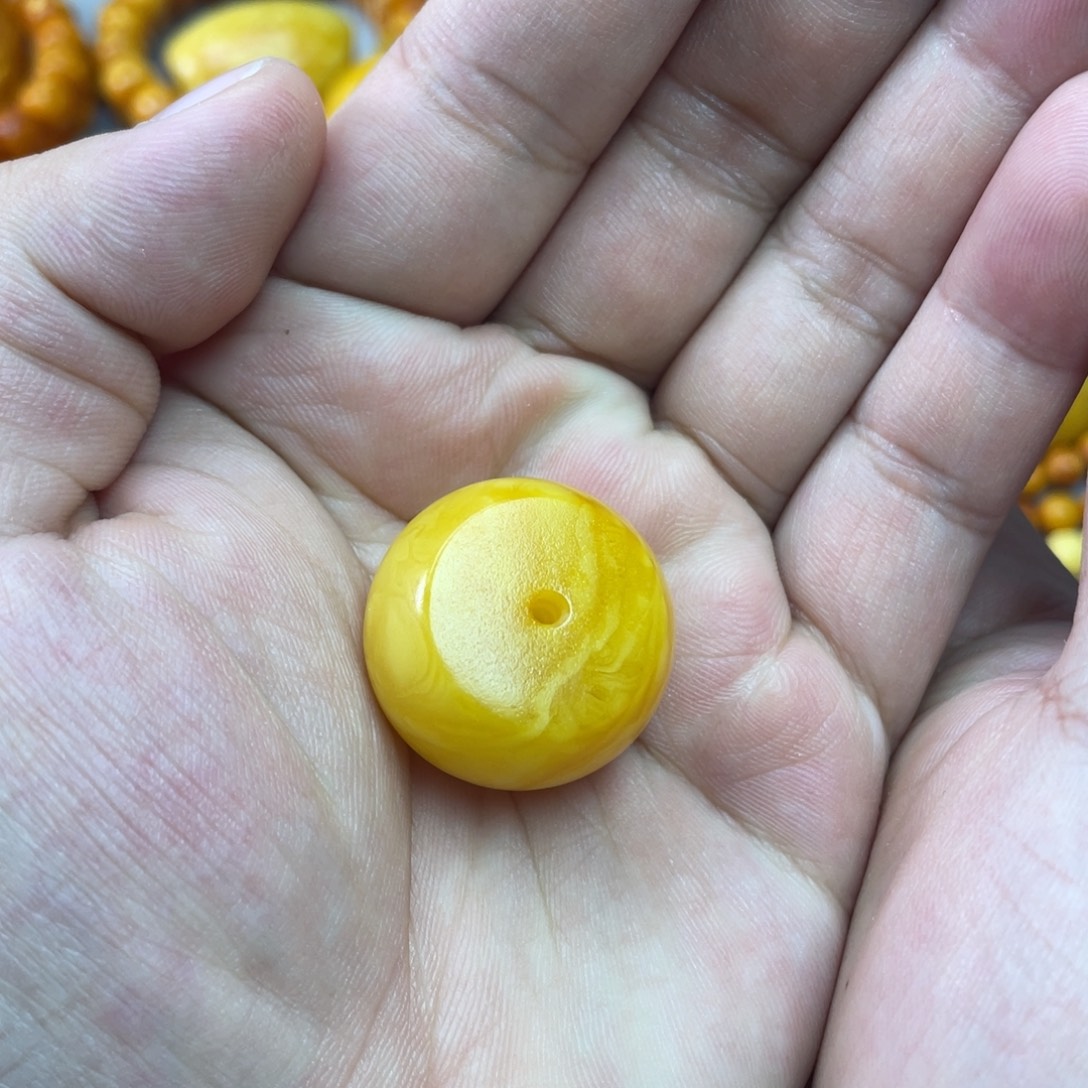 琥珀未镶嵌吊坠(不含链)