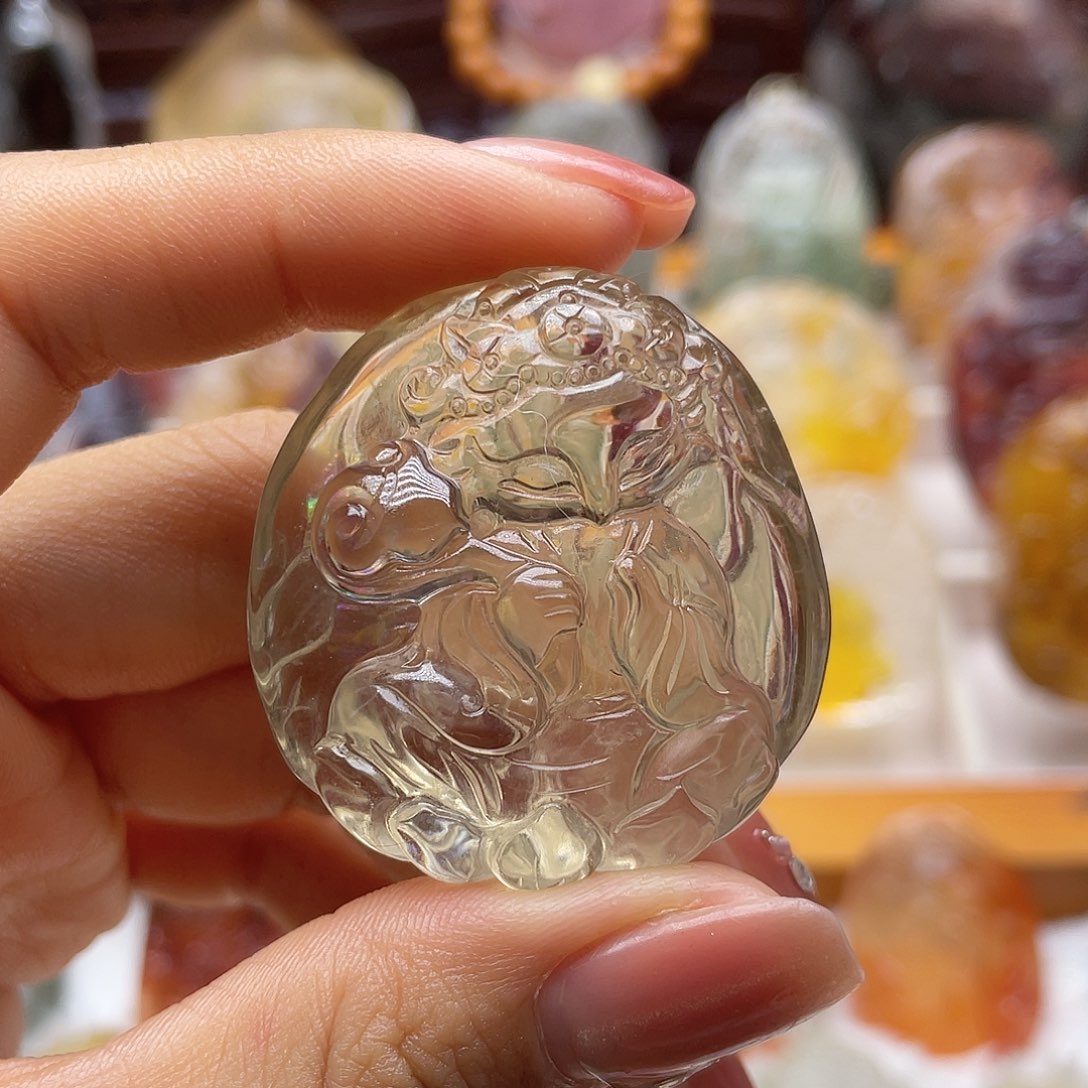 颈饰未镶嵌水晶天然