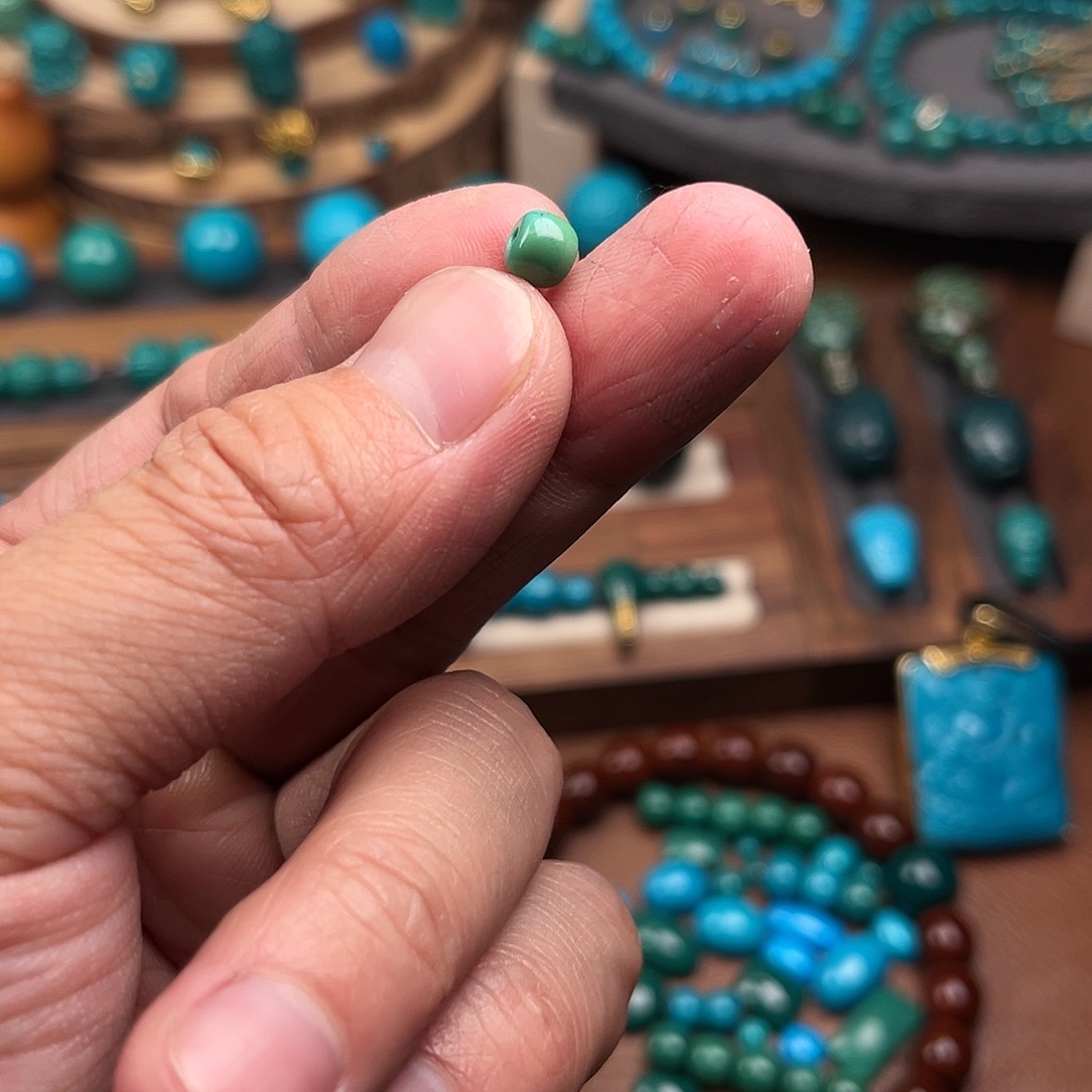 绿松石未镶嵌手串