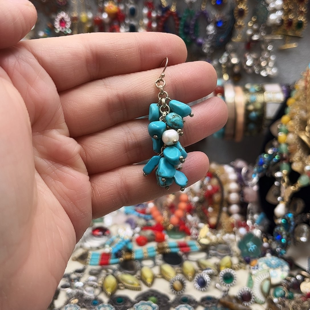 锆石铜合金合金复古金色耳坠