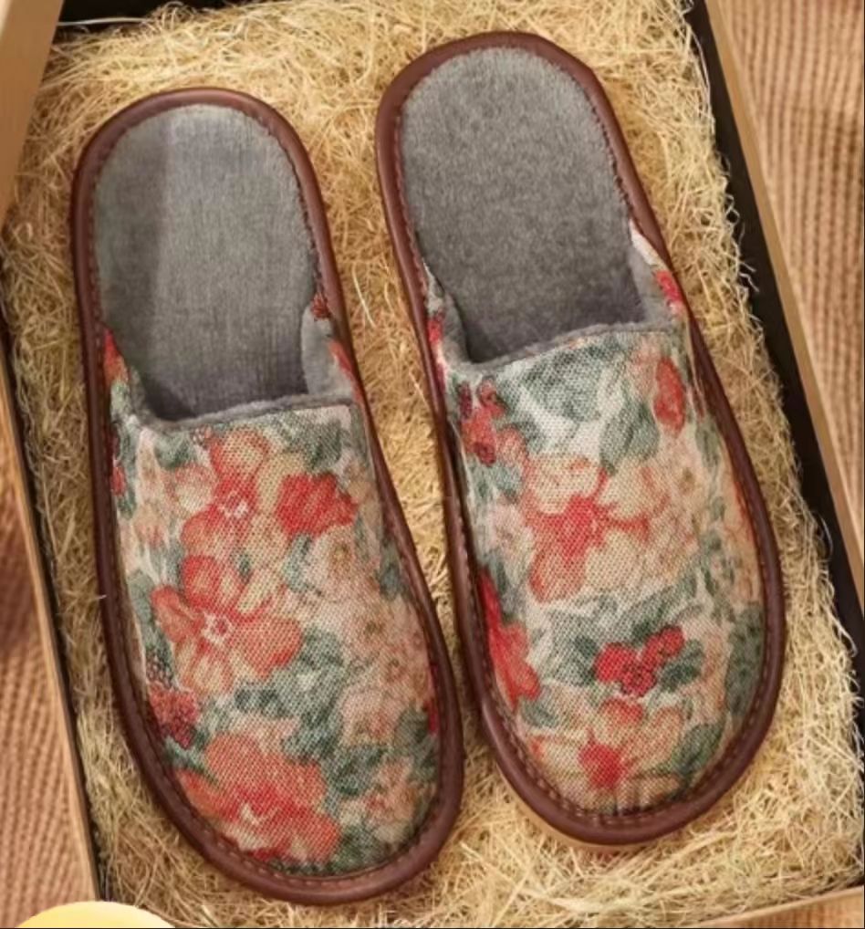 秋冬时尚棉拖鞋男女保暖防滑橡胶软底居家老人棉鞋舒适黄花棉拖