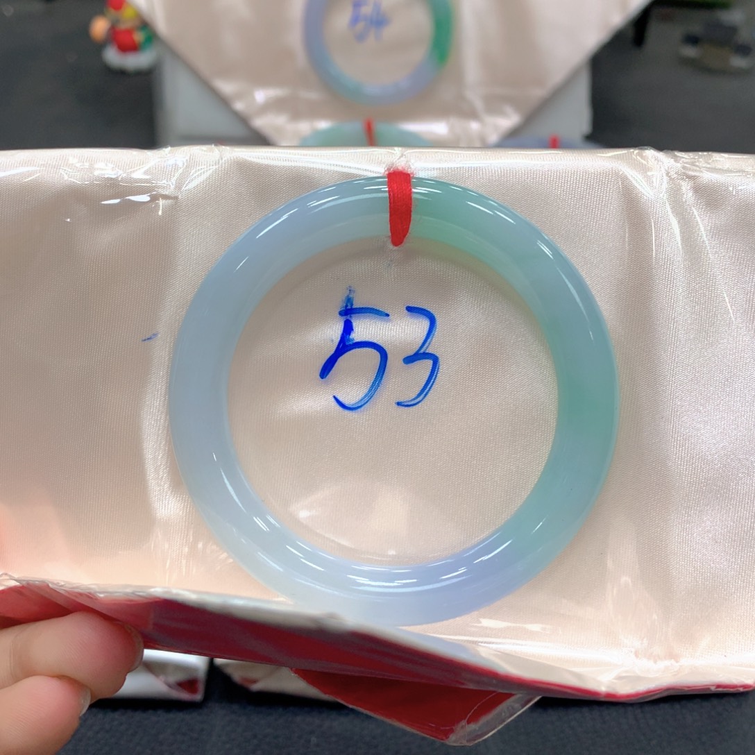 翡翠未镶嵌手镯53圆6号链接