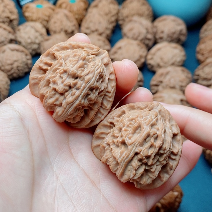 文玩核桃把件白狮子40全品
