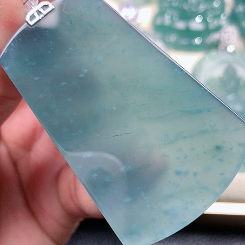 【闪购商品】翡翠颈饰18K金镶嵌天然翡翠