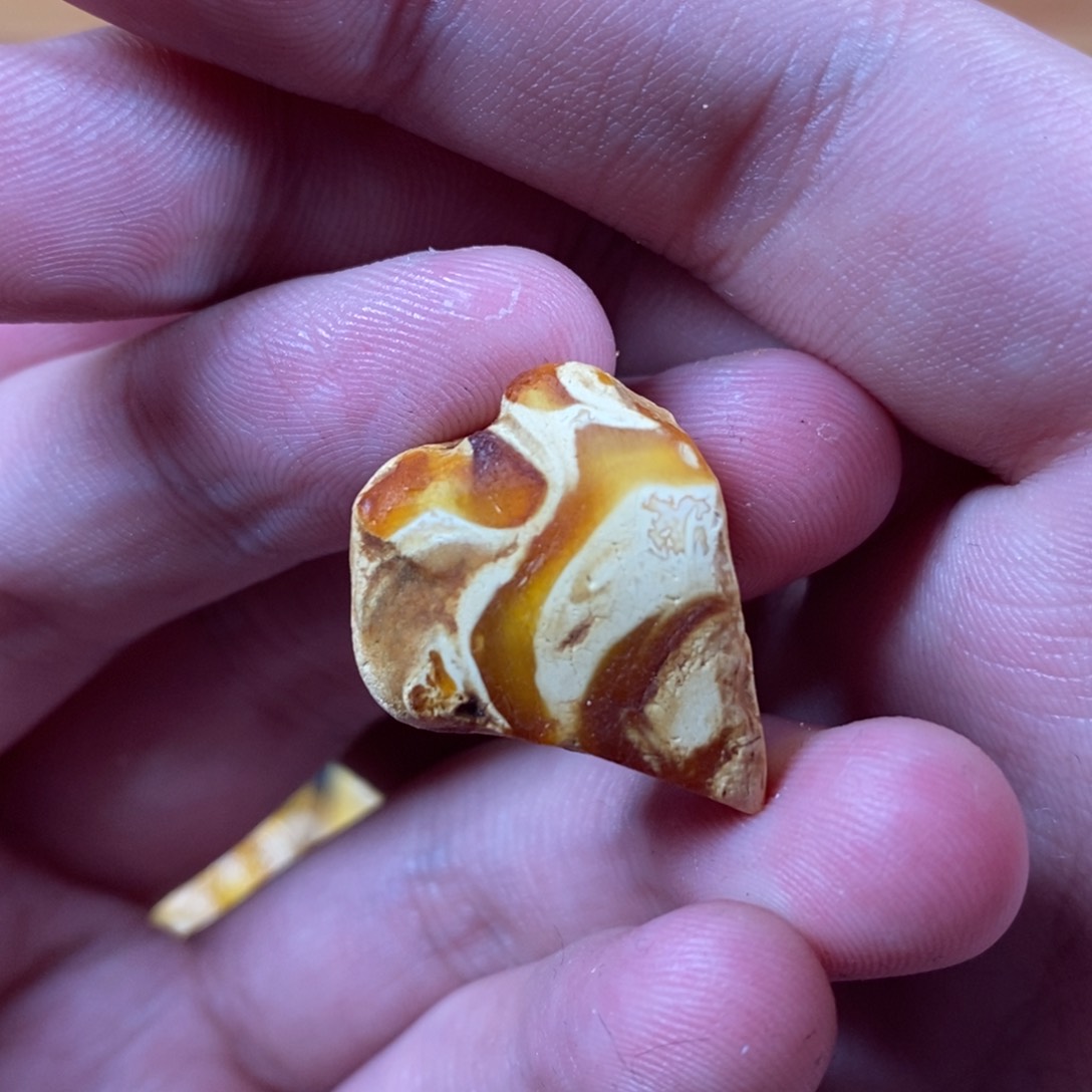 定制琥珀未镶嵌琥珀蜜蜡原石定制