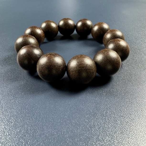 巴布亚贡木2.0黑油老料单圈手串