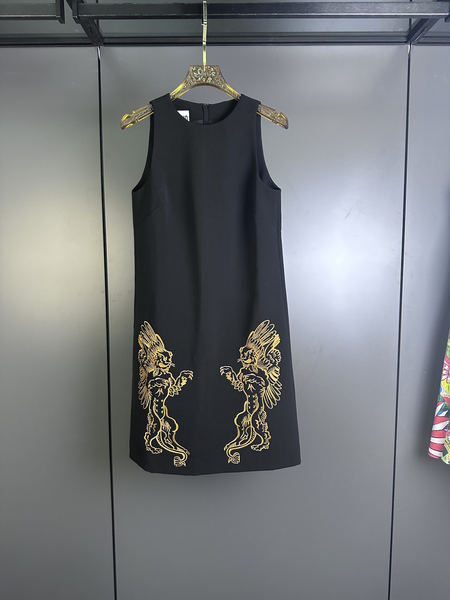 未使用 Moschino/莫斯奇诺 秀款刺绣背心连衣裙