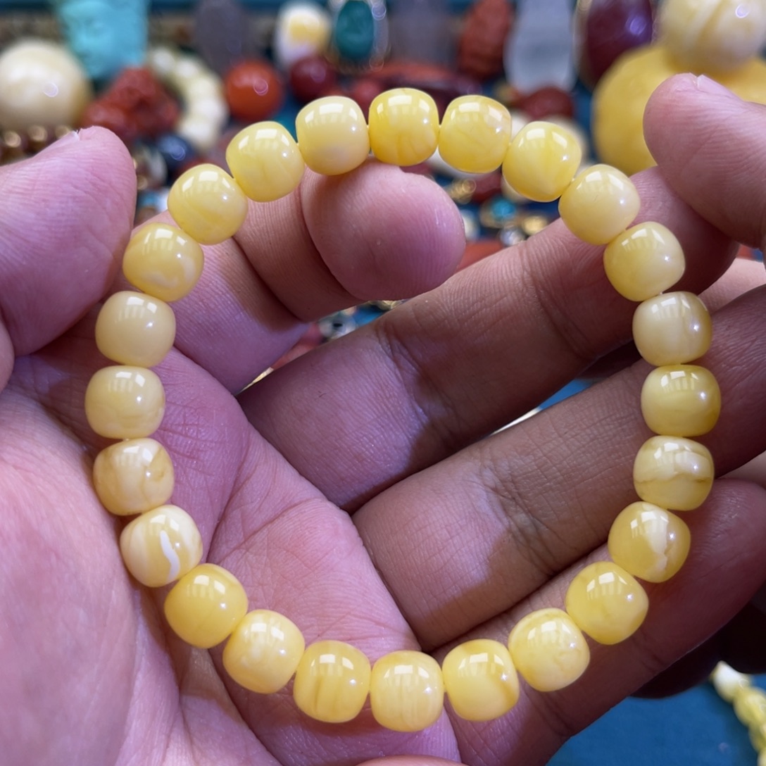 琥珀未镶嵌珠宝奇石22