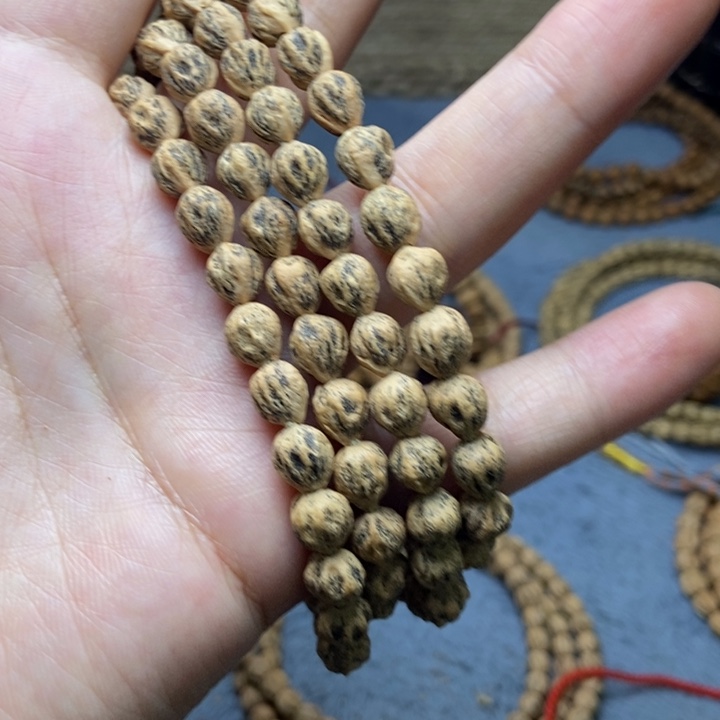 【闪购商品】吊坠柏香籽/百香籽