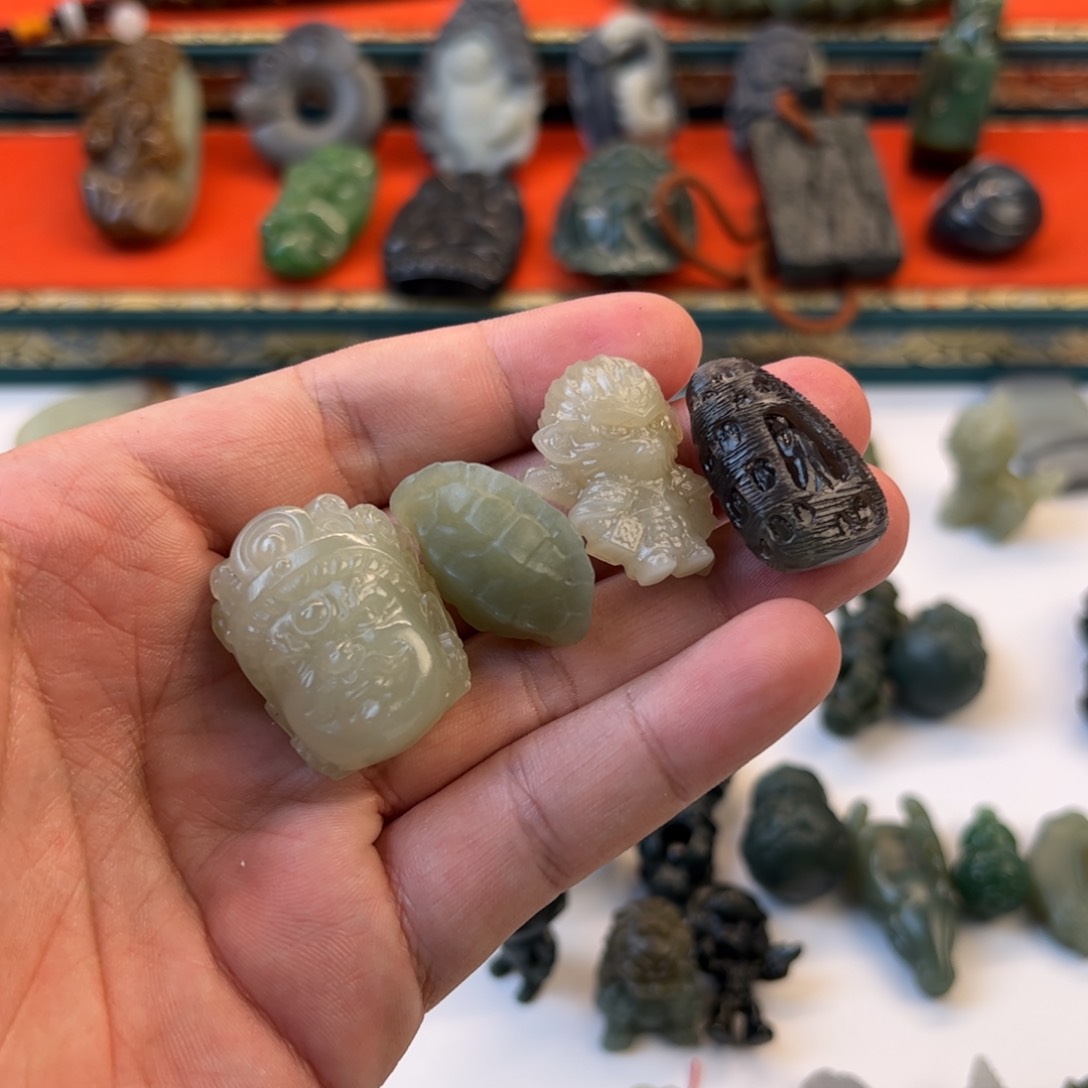 和田玉颈饰未镶嵌易****s