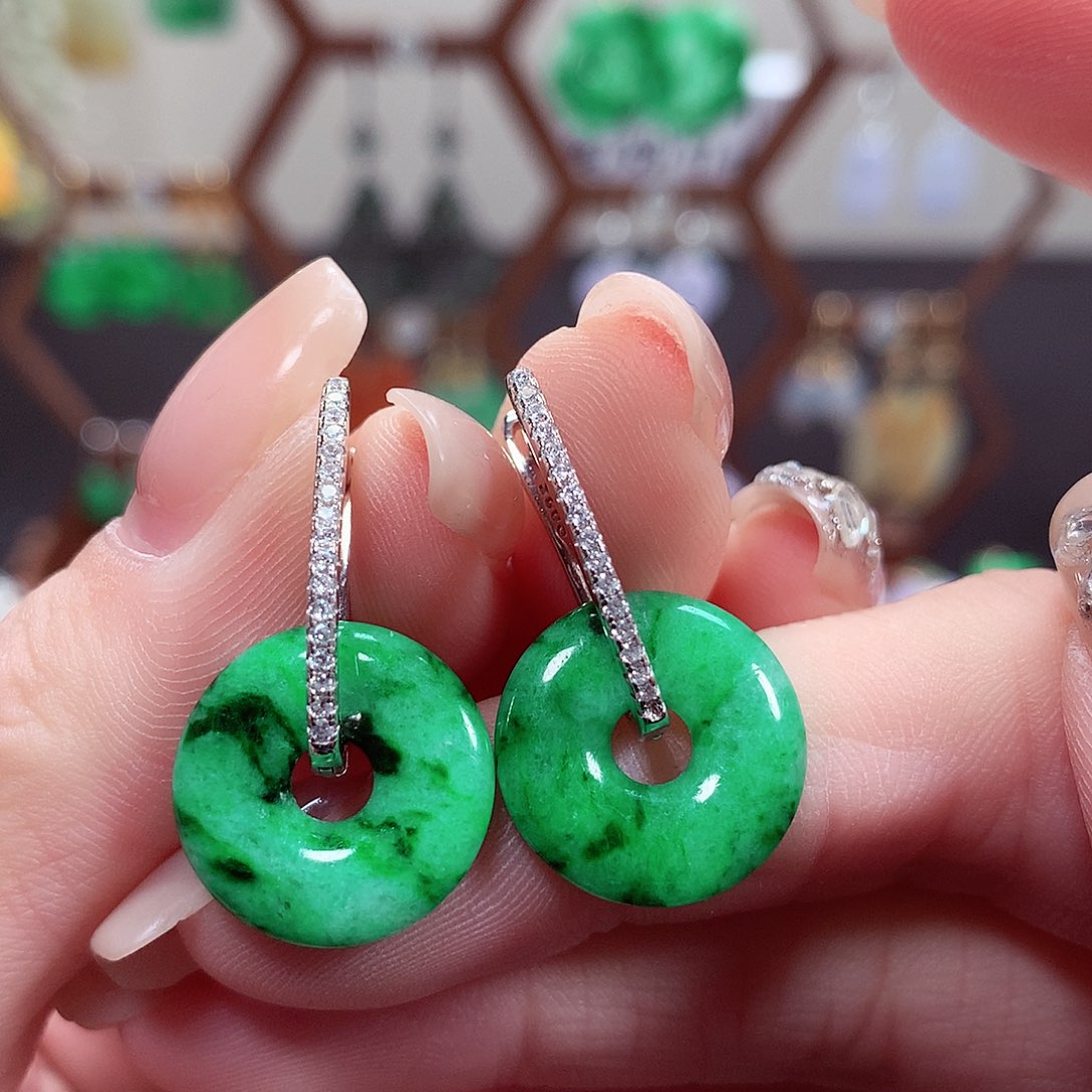 翡翠耳饰银S925镶嵌天然翡翠