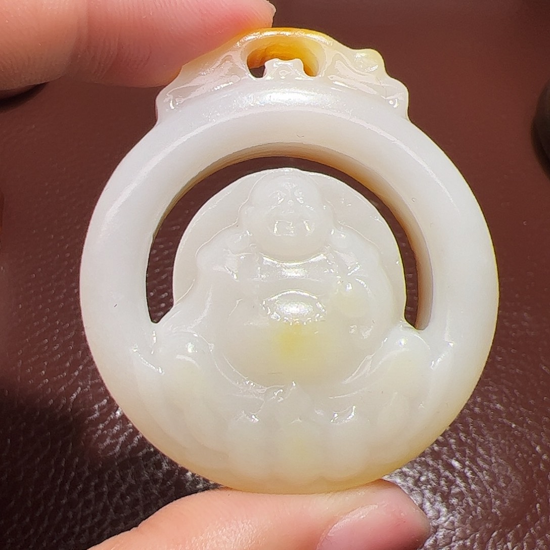 家***乐和田玉未镶嵌颈饰