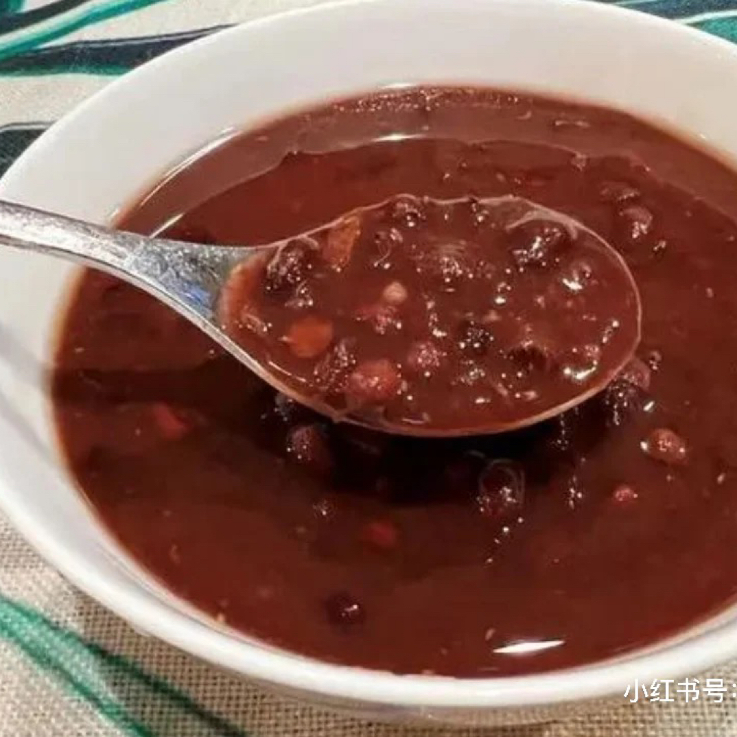 养颜红豆煲8元一份