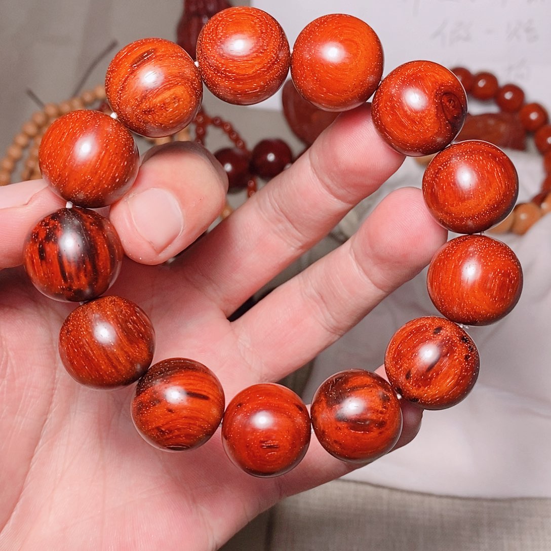 檀香紫檀（小叶紫檀）1.8微瑕