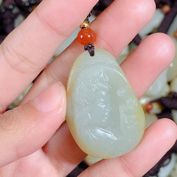 和田玉未镶嵌颈饰