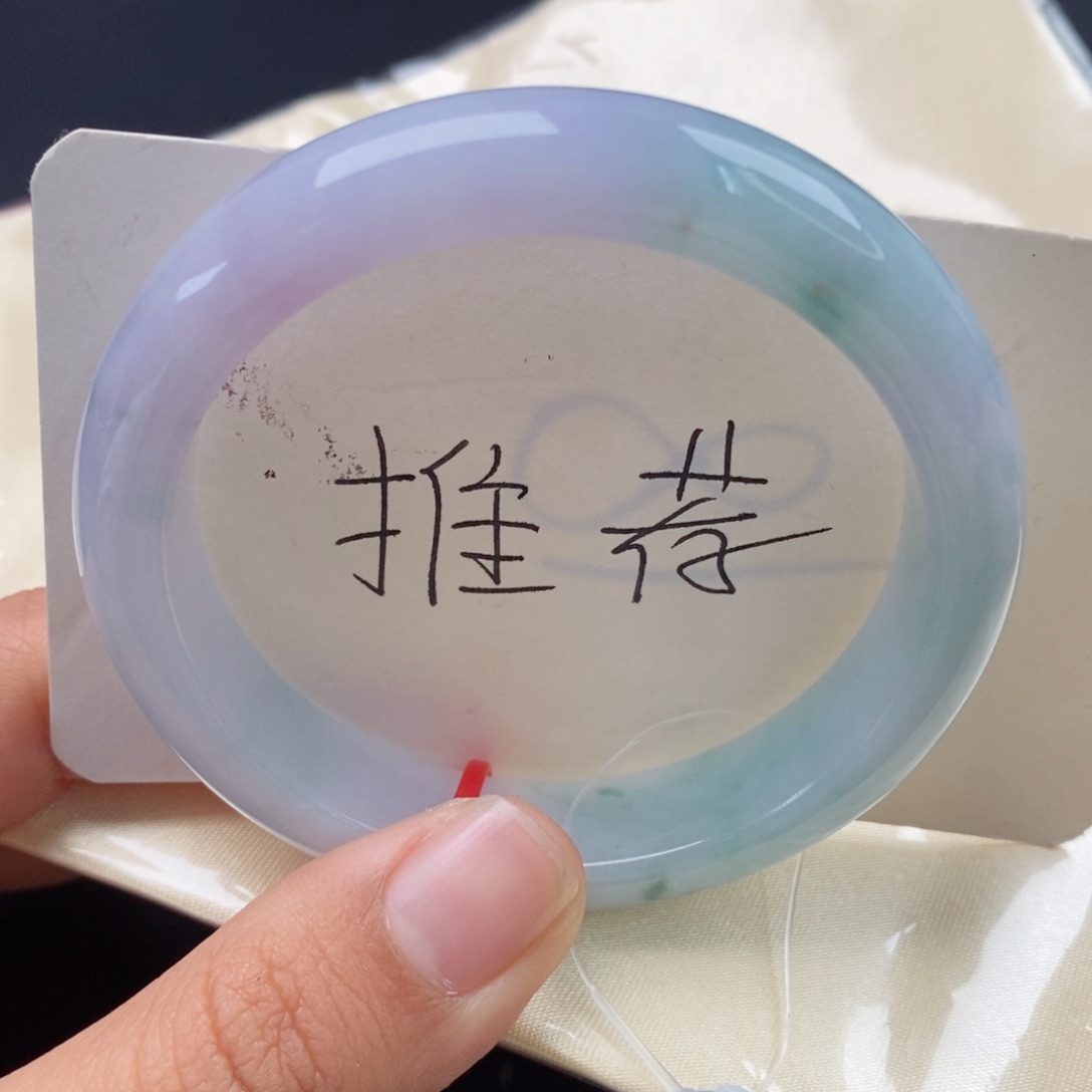 翡翠手镯未镶嵌52.5圈