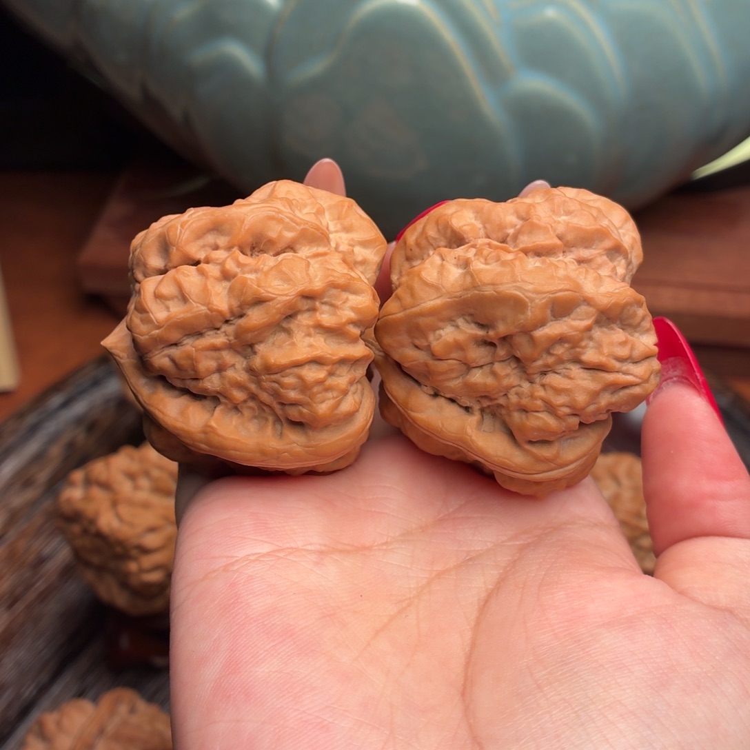 兔****吊坠文玩核桃43-49-39