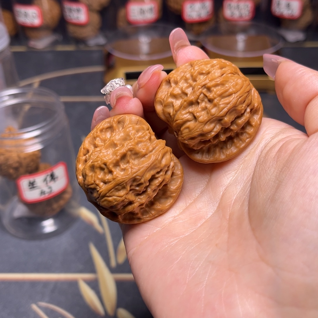 文玩核桃吊坠野狼41