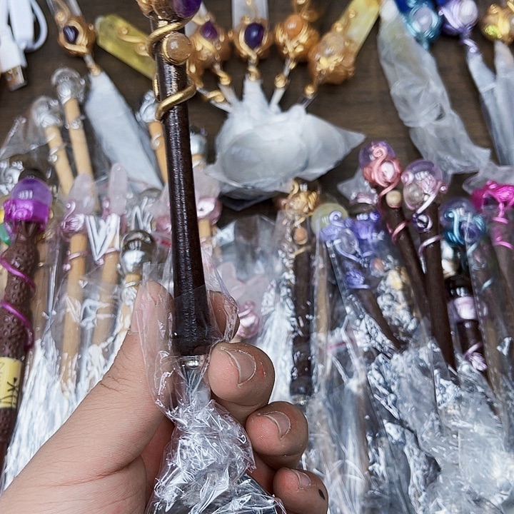N***g紫晶摆件未镶嵌水晶