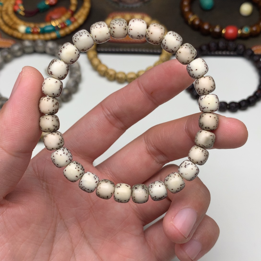 星月菩提手串济****颖星月菩提