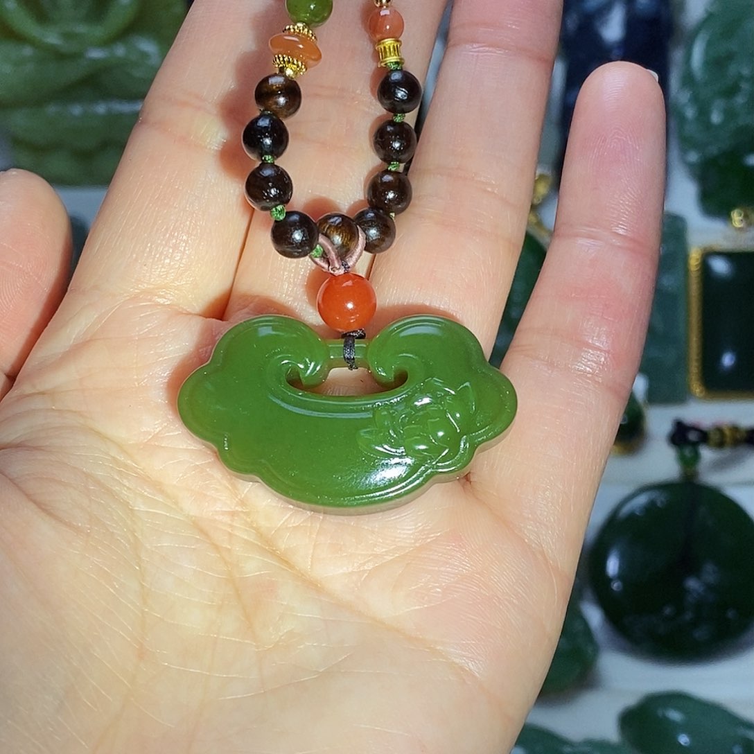 和田玉颈把未镶嵌