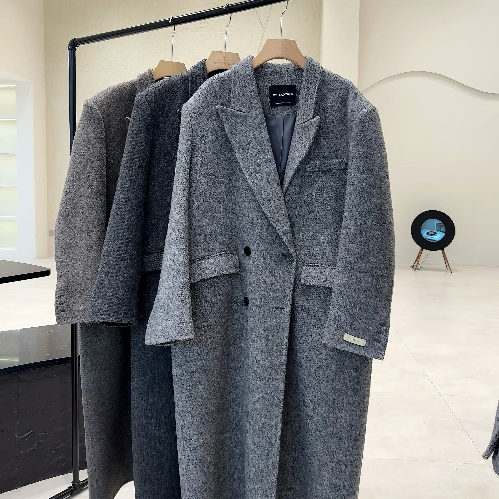 2025新款羊驼毛西服外套大衣