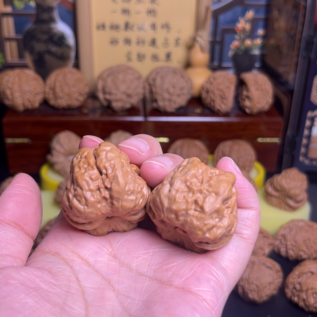 把件文玩核桃闪电购13蛙