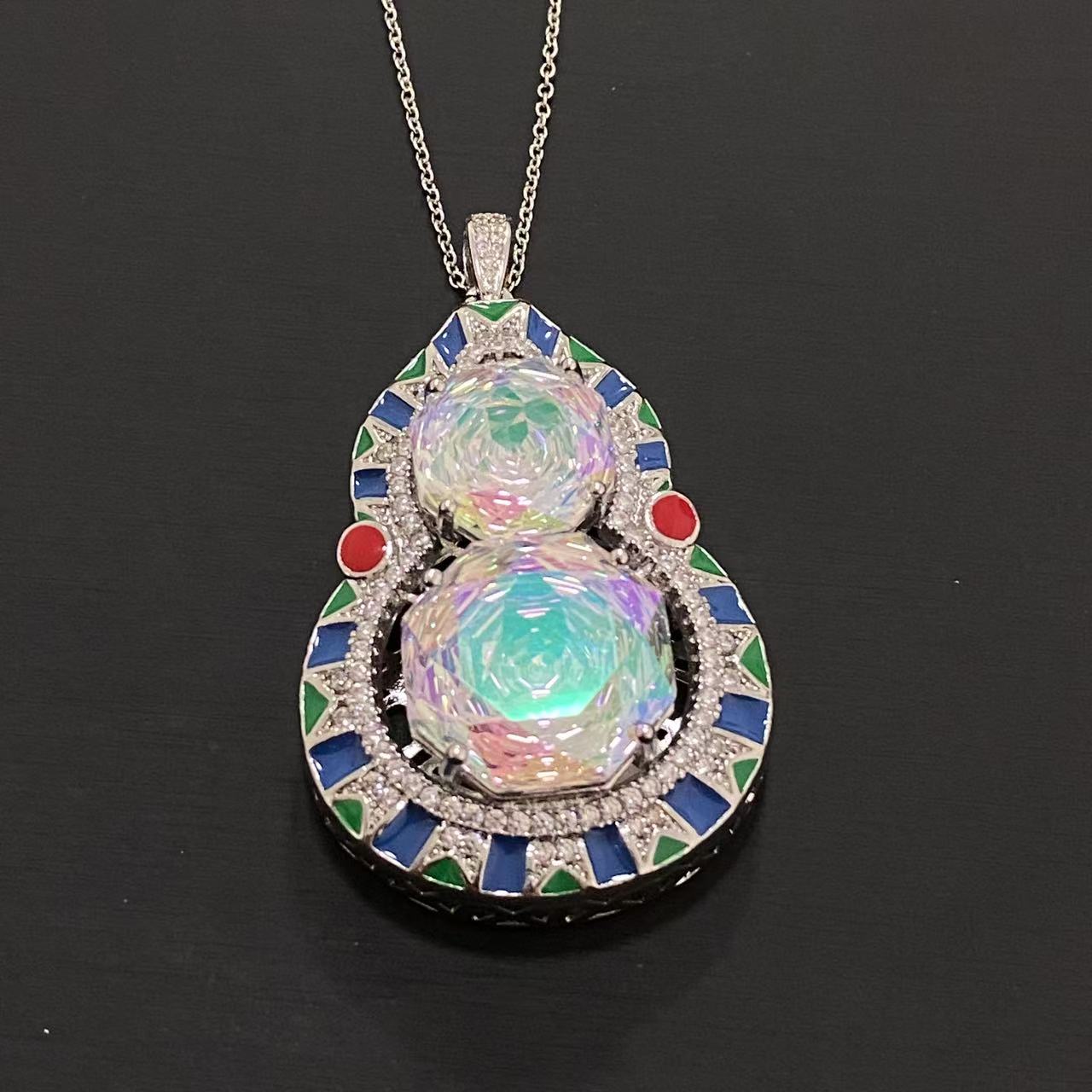   【南非定制】经典高级轻奢大气百搭吊坠  Tzl22801