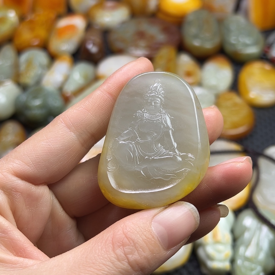 和田玉挂件未镶嵌