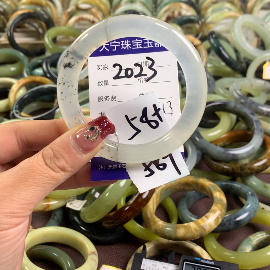 蛇纹石玉手镯未镶嵌2023