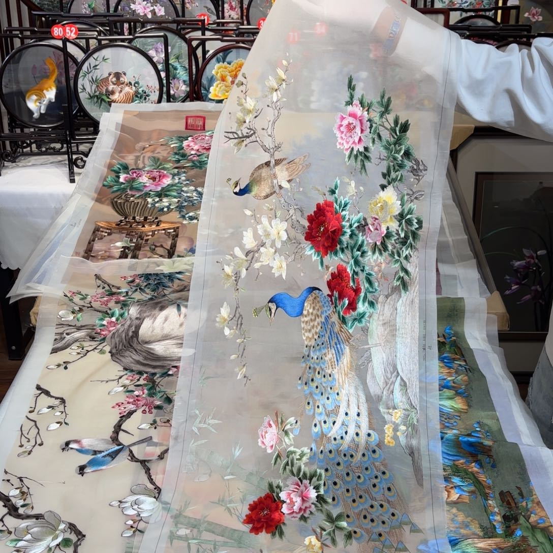 织绣纯手工制作工艺精湛精巧