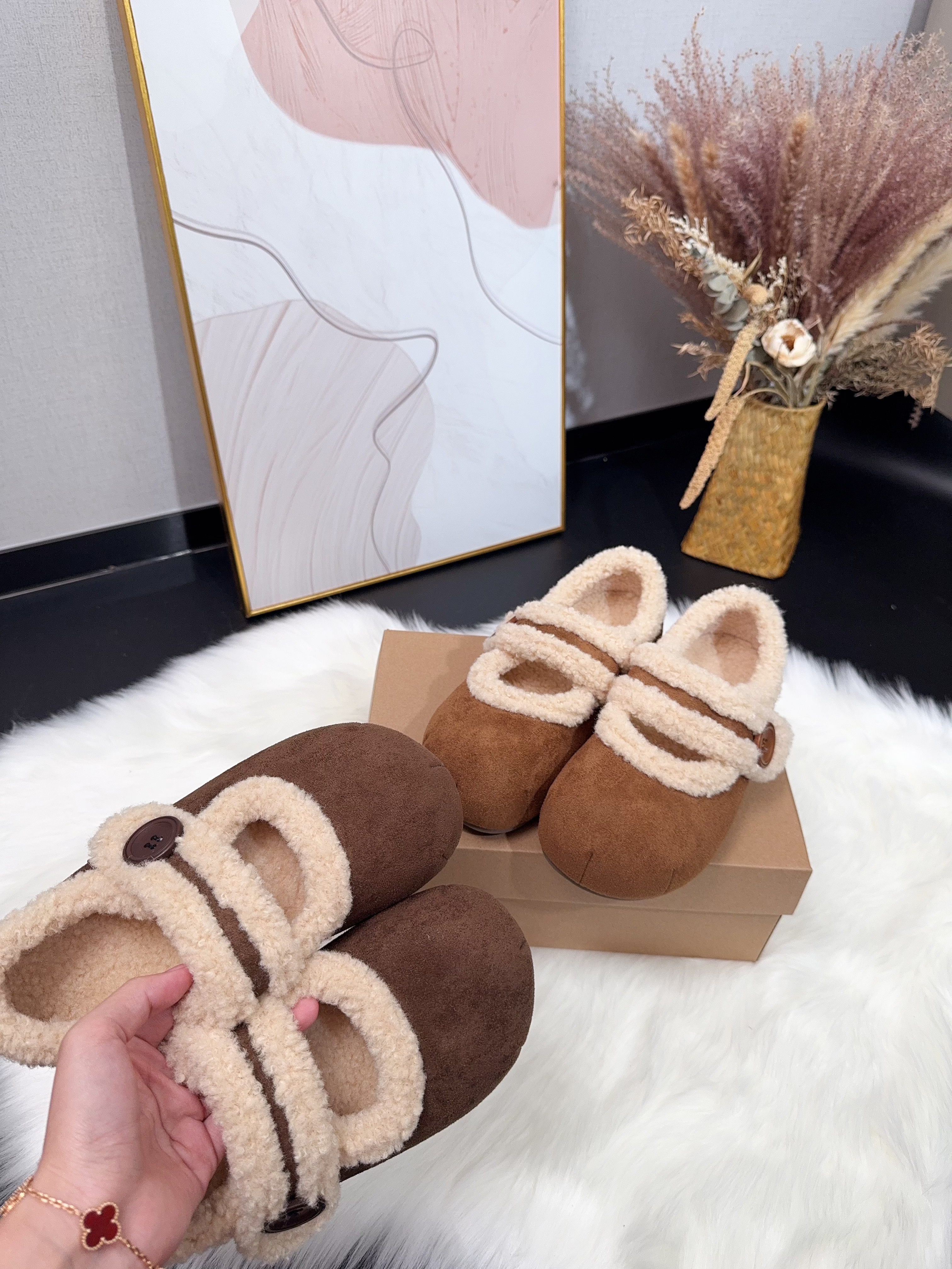 时尚加绒勃肯鞋2025冬新款女魔术贴玛丽珍毛毛鞋保暖防滑软底棉鞋