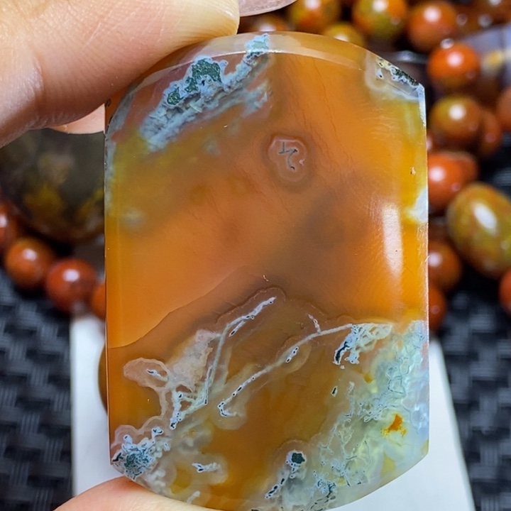 玛瑙/玉髓颈饰未镶嵌简****.