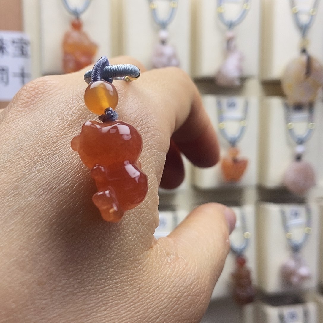 石英质玉吊坠(赠链)未镶嵌?****?