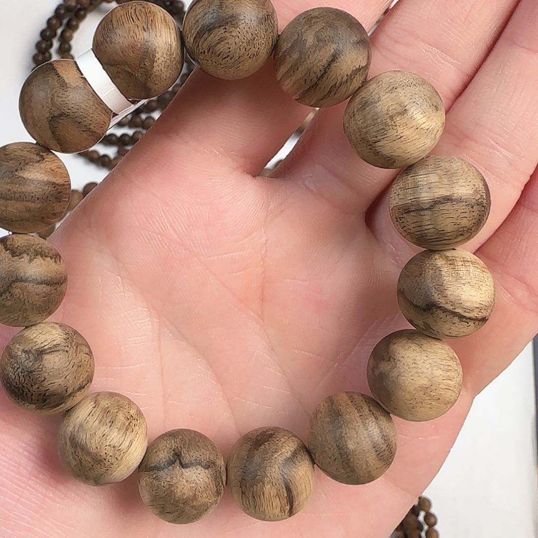 沉香手串1.5虎斑纹深土熟达拉干沉香手串