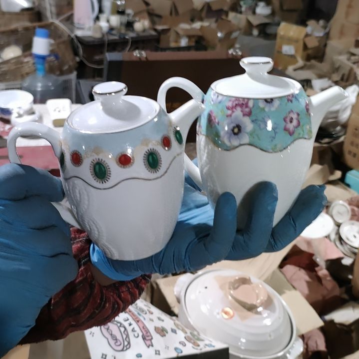 摆件陶瓷盘子碗啥都有