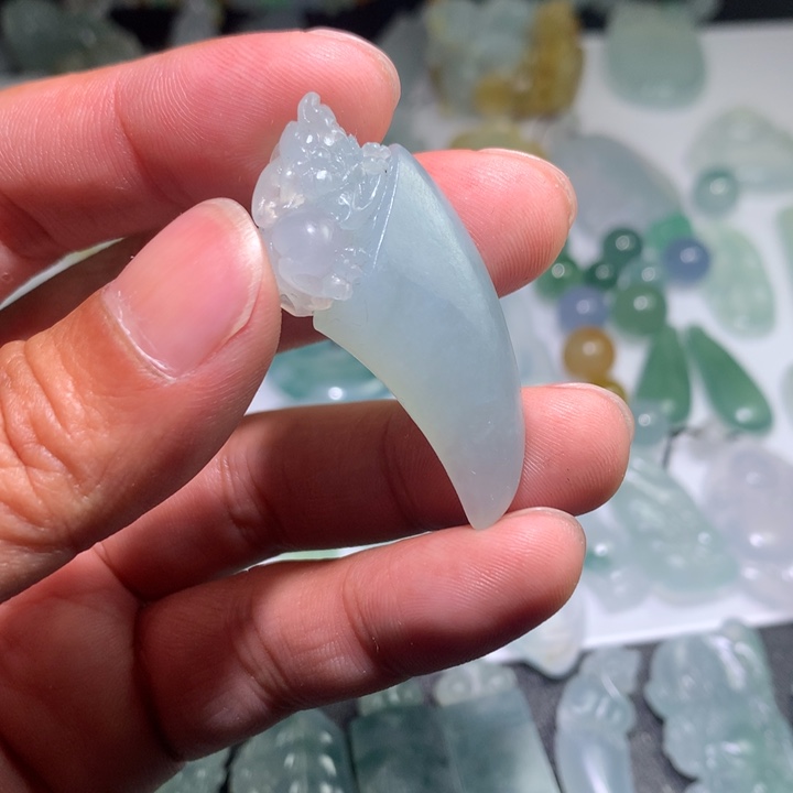 定制翡翠未镶嵌好**连