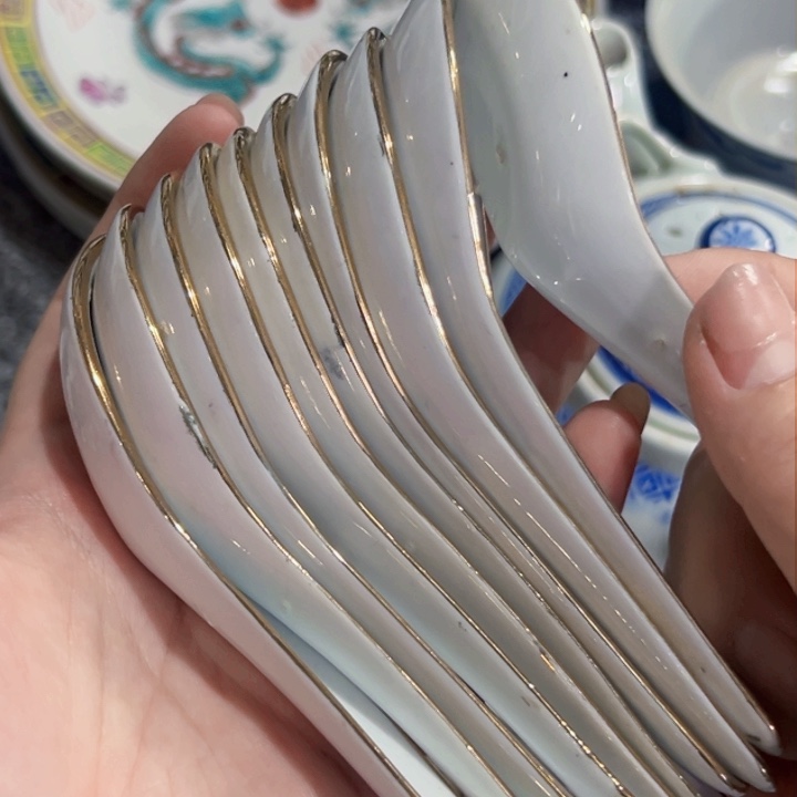 景德镇高温瓷汤勺陈*