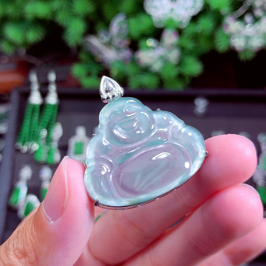 颈饰未镶嵌翡翠天然