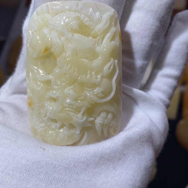 琥珀吊坠(不含链)未镶嵌