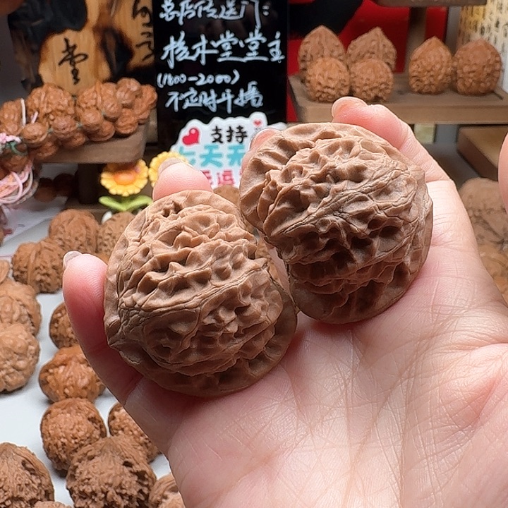 文玩核桃吊坠2**9全品42宫灯