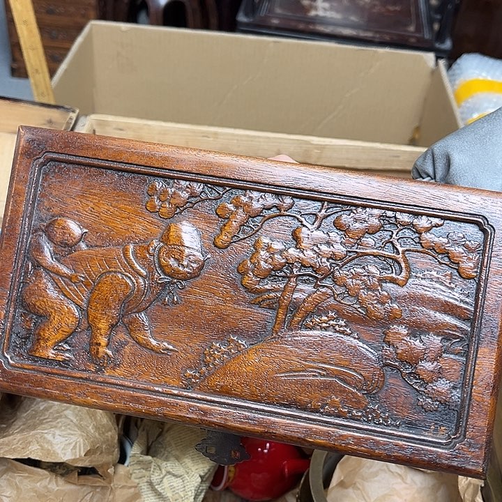 大叶紫檀（黑酸枝木类）