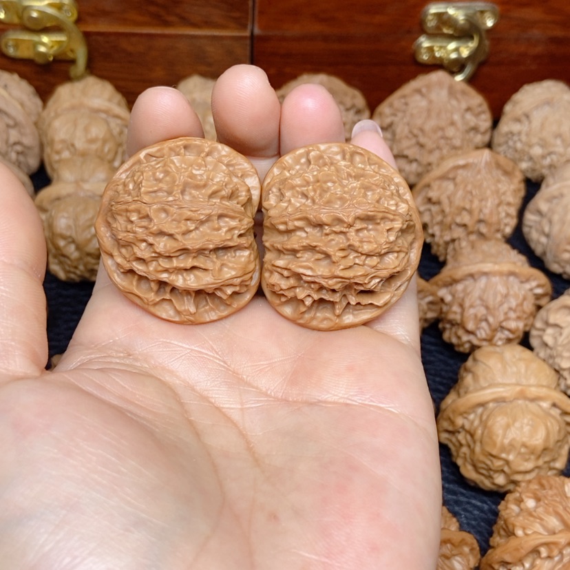 【闪购商品】文玩核桃吊坠浙****司平头39