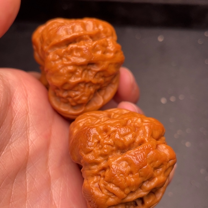 秦岭野生核桃文玩