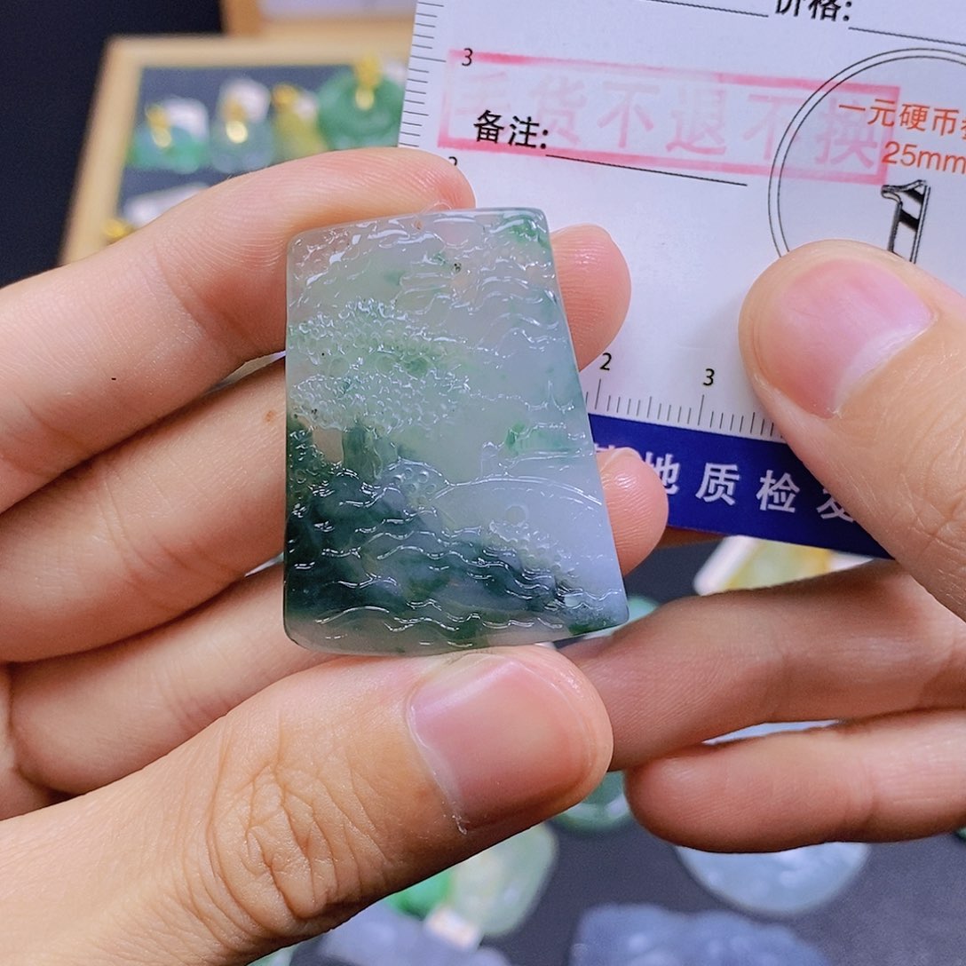 颈饰未镶嵌翡翠翡翠