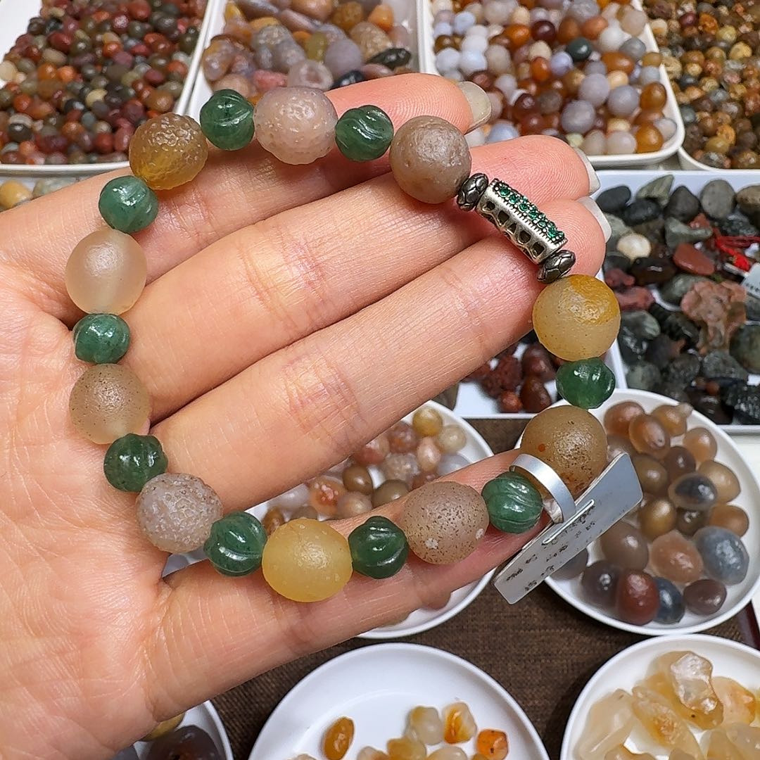 玛瑙/玉髓手链合金