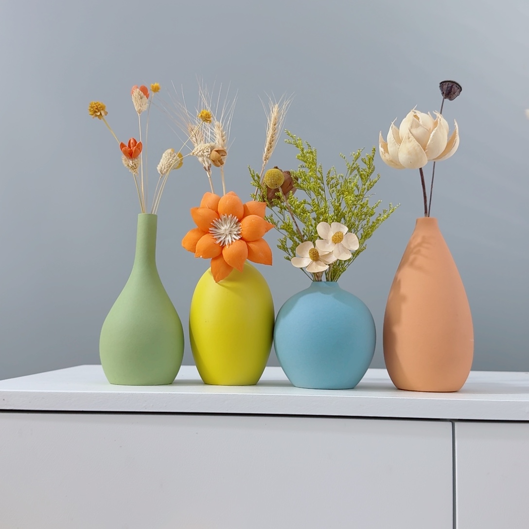 摆件陶瓷小花瓶含花总高约20-30cm