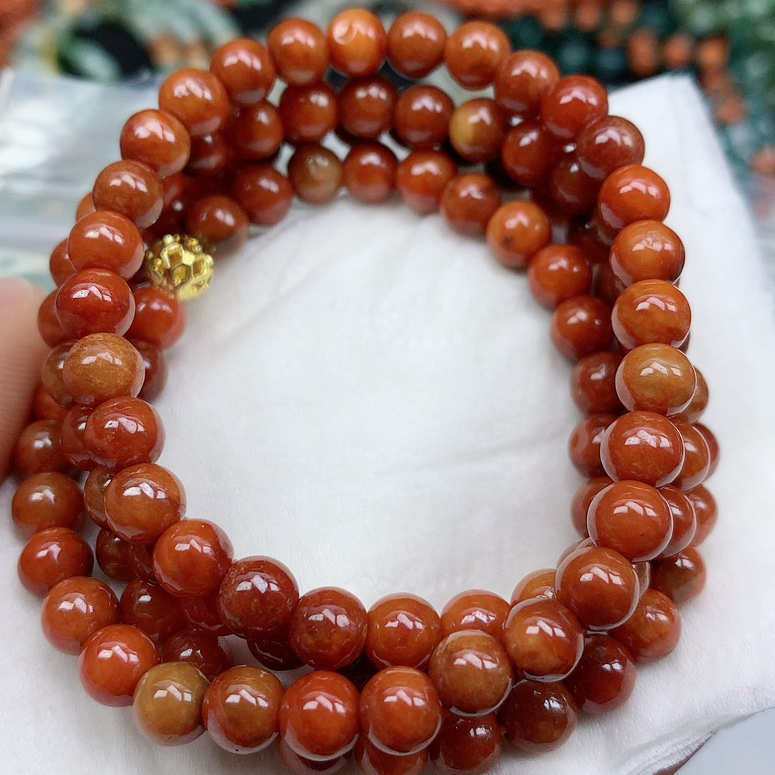 翡翠颈饰未镶嵌手串