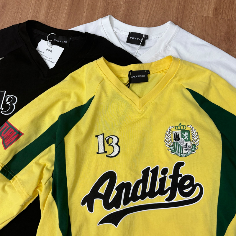 UNS国潮原创圆领刺绣印花长袖V领拼接T恤训练复古情侣上衣