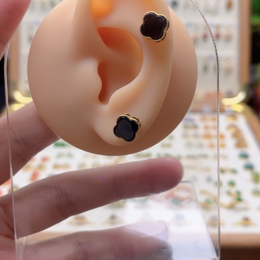 和田玉银S925镶嵌耳饰